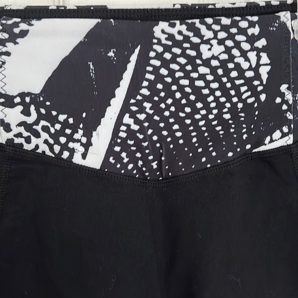 Lululemon cropped leggings - Picture 4 of 5